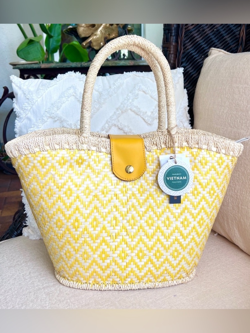 STRAW tote handmade in Vietnam